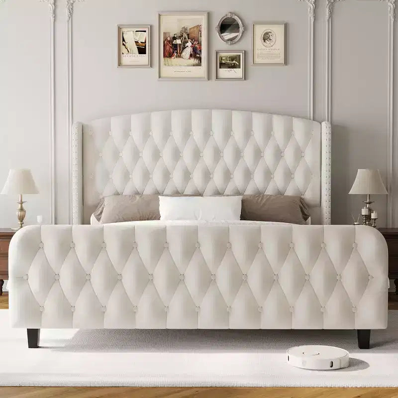 Plateforme en coussin de velours
