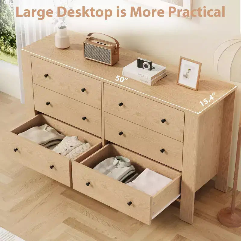 Une commode à six tiroirs convient aux chambres à coucher, aux entrées, aux couloirs,