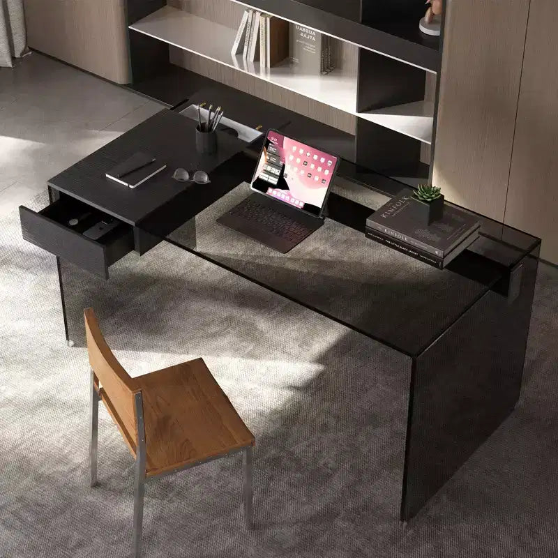 Bureau d'ordinateur moderne, bureau d'étude minimaliste noir