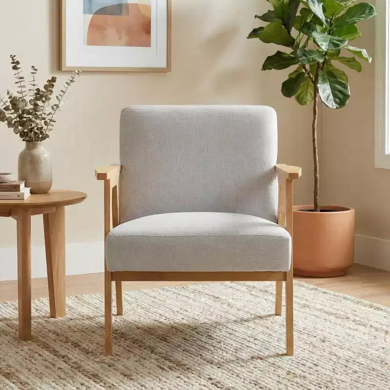 Fauteuil d'appoint rembourré en tissu avec cadre en hévéa de style milieu de siècle